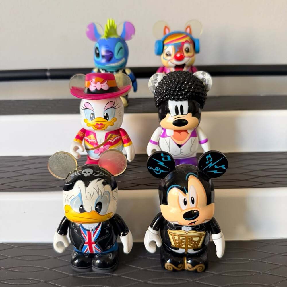 Disney Vinylmation Classic Tunes – Complete 6‑Figure Set